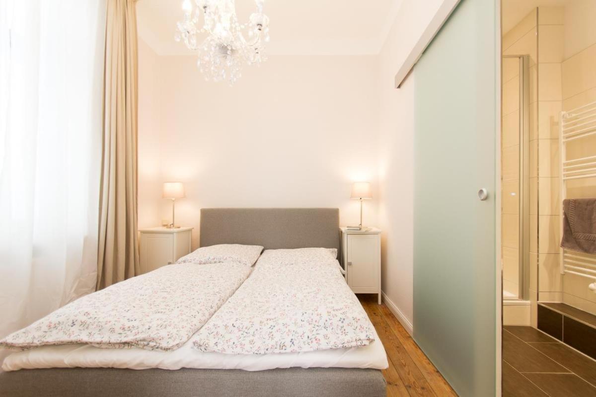 Apartment 6 Windspiel