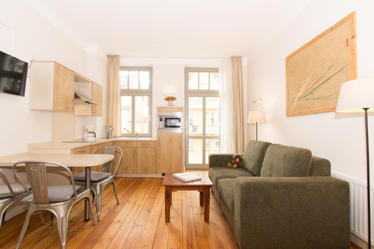 Apartment 6 Windspiel